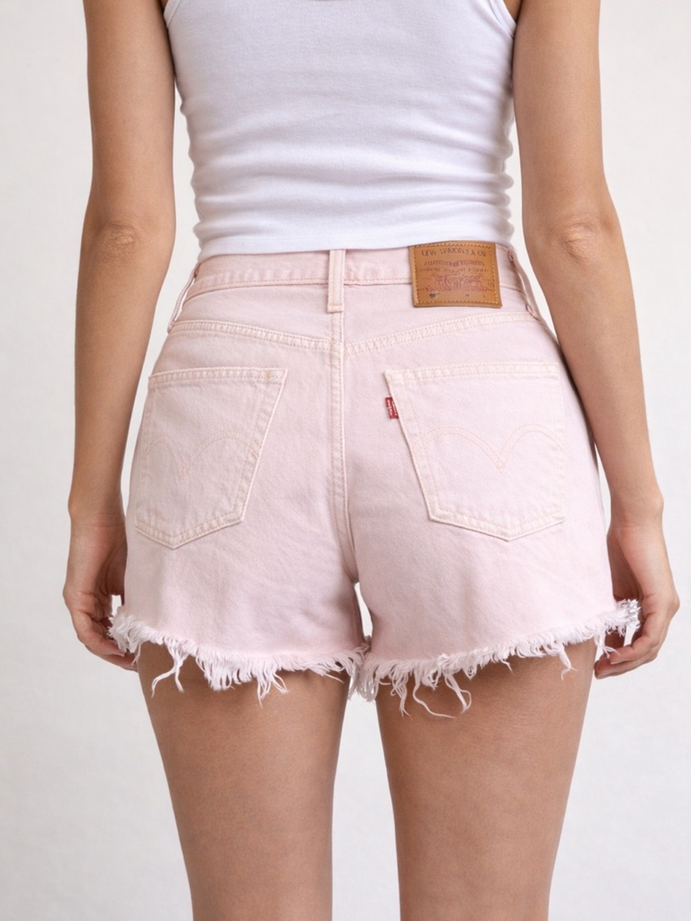 Levi’s 501 Premium Pink Denim Cut Off Shorts High Rise W28 - Picture 2 of 11